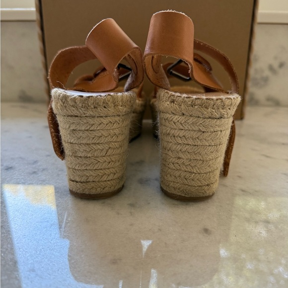 Minorca Leather Nude Platform Sandals - Picture 4 of 5
